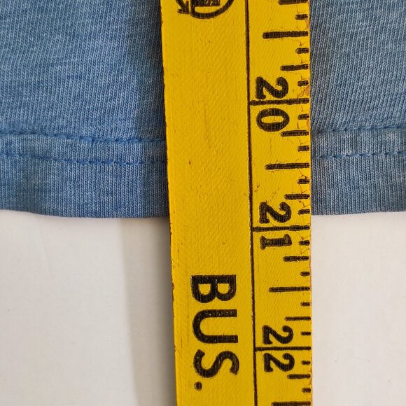 Nike short sleeve T-shirt blue with graphic design boys size S - Picture 7 of 7